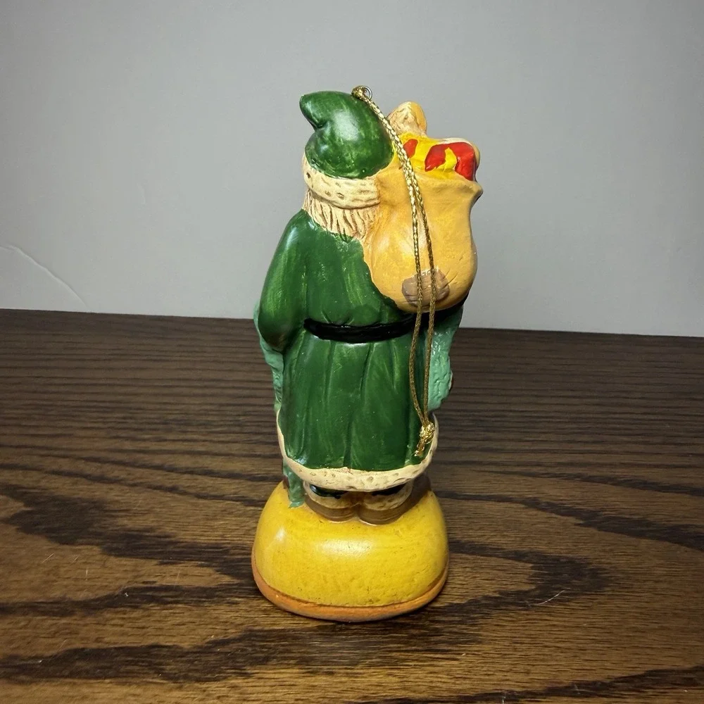 Vintage Santa From Around The World Collection Lot Of 5 Ceramic Figurines 5